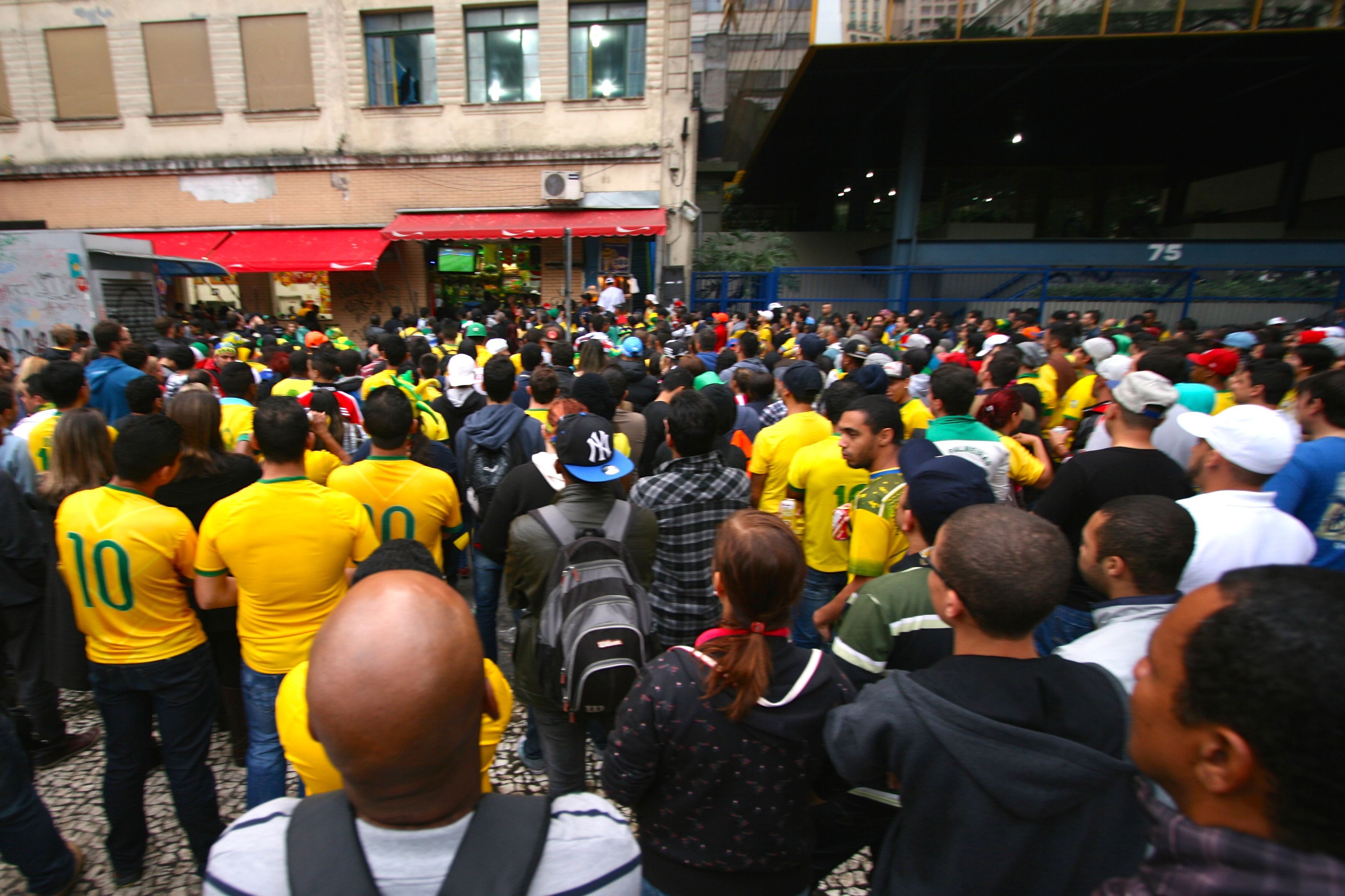 In Photos Brazils Shell Shock After Its Stunning World Cup Loss Vice News 