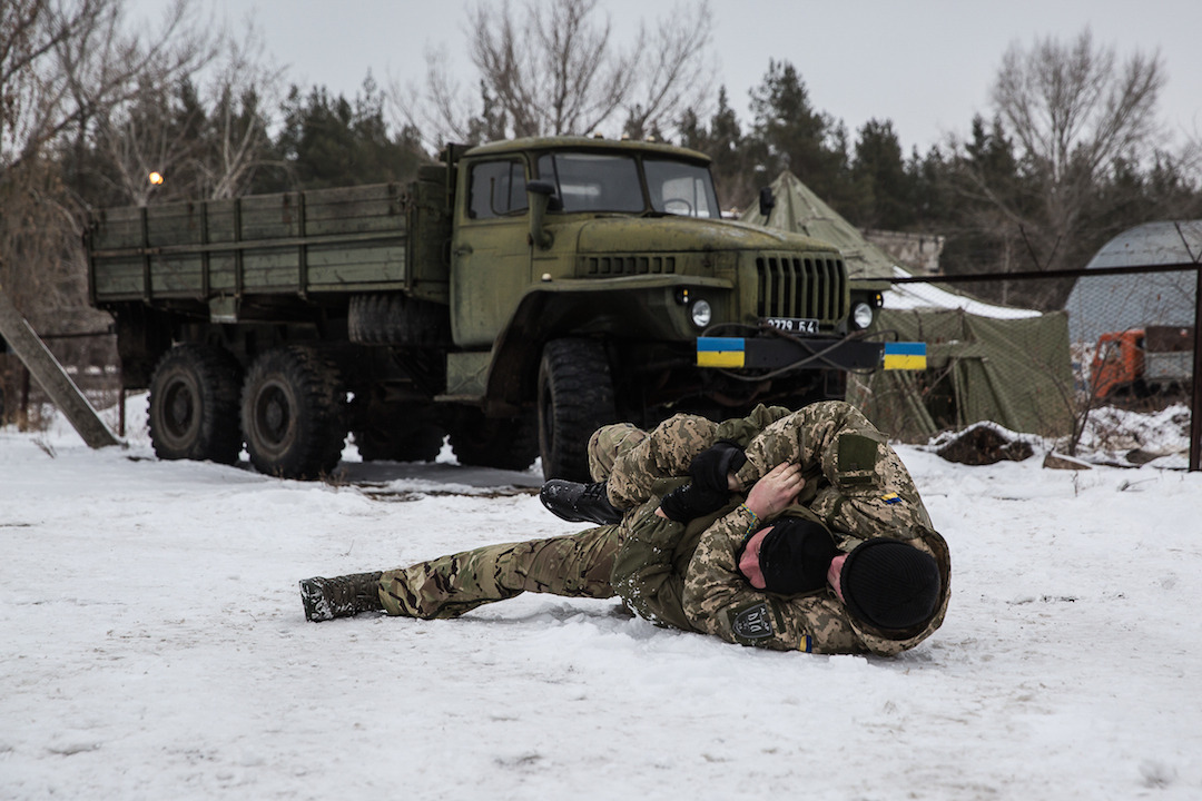 En Photos : La Neige Est Tombée Sur La Ligne De Front Ukrainienne